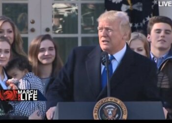 Trump alla Marcia per la vita. Per cambiare la storia