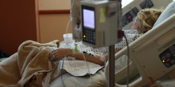 Donna ospedale eutanasia