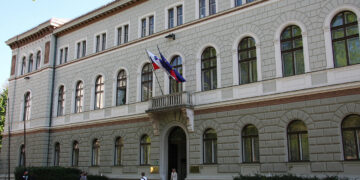Palazzo del governo sloveno, image from Wikimedia Commons