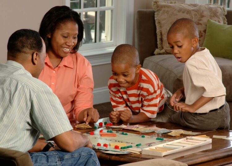 Distance sociale & Capital familial