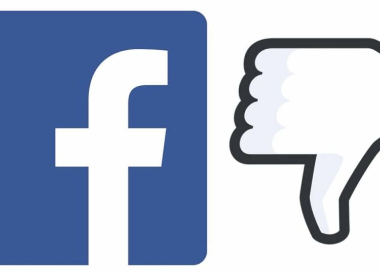 Facebook* не подвергает цензуре детскую порнографию