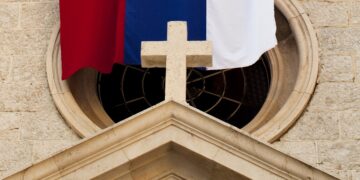 Ком` ћемо се приволети царству за Васкршње празнике?