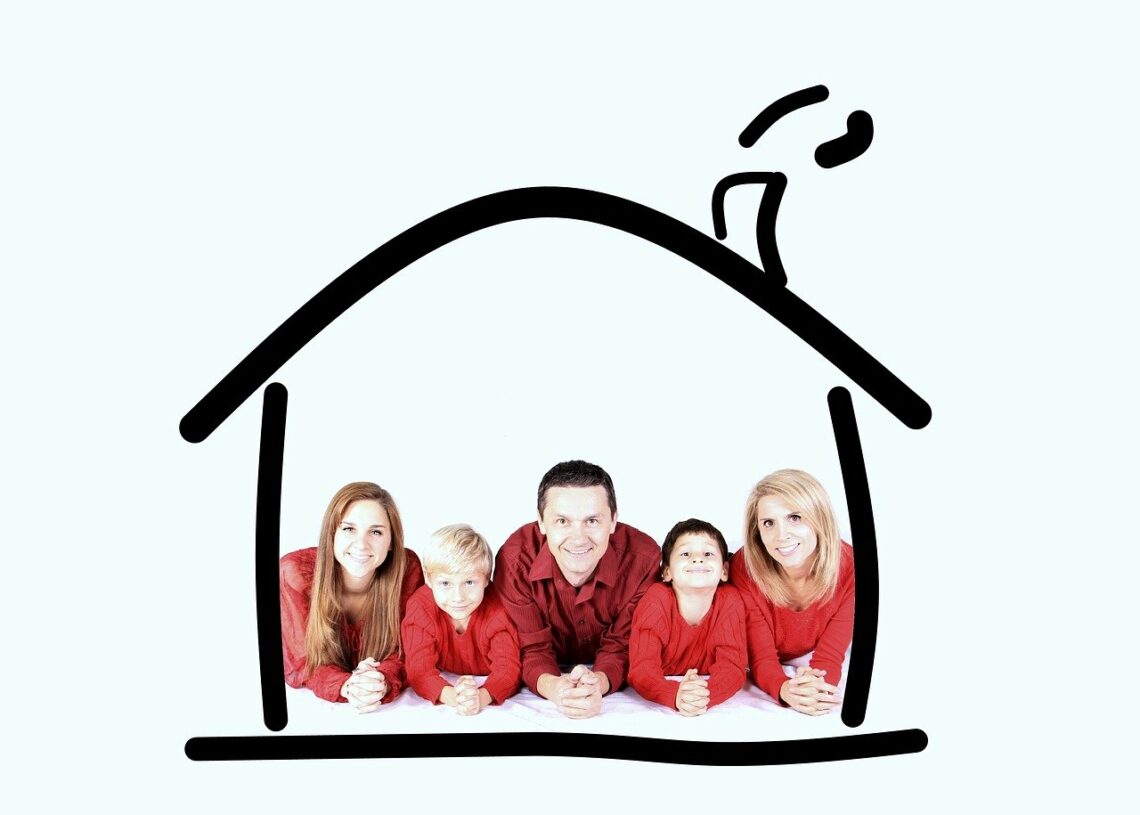 Famiglia in casa