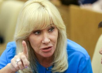 Депутаты пожаловались на Оксану Пушкину генеральному прокурору