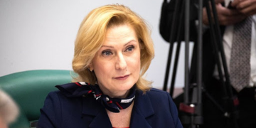 Сенатор считает, что традиционная семья – это основа общества
