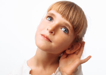 Наглувост и глувоћа код деце – нови изазов за здравље најмлађих