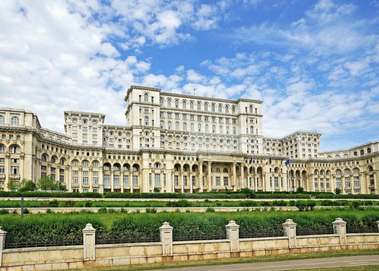 В школах Румынии не будет секспросвета без согласия родителей