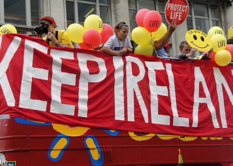 Manifestazione contro l'aborto in Irlanda