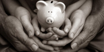 Закон о финансијској подршци породици са децом без подршке за децу и родитеље