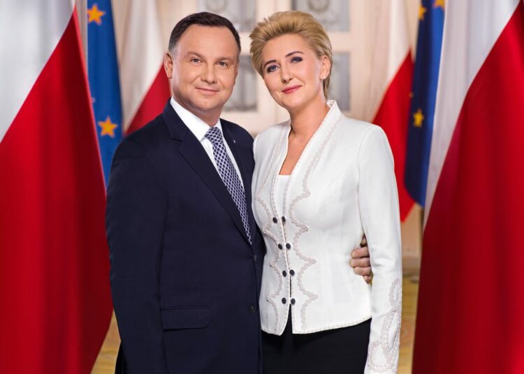 Poland May Prohibit The Adoption By Same-Sex Couples In Its Constitution