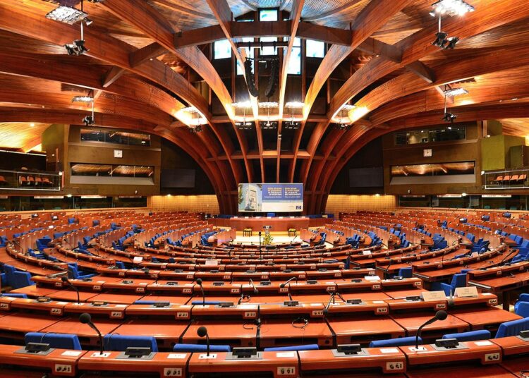 ПАСЕ учит законодателей России игнорировать мнение общества во имя радикального феминизма