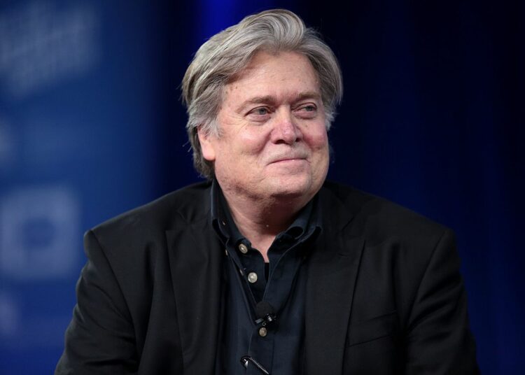 En défense de Steve Bannon