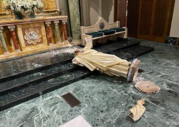 Statua del Sacro Cuore di Gesù