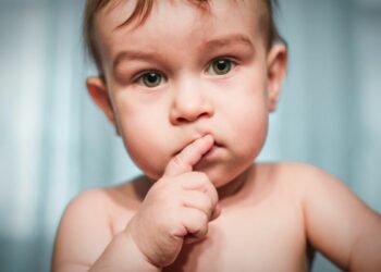 Wie tötet man noch mehr unschuldige Kinder? Neugeborene töten!