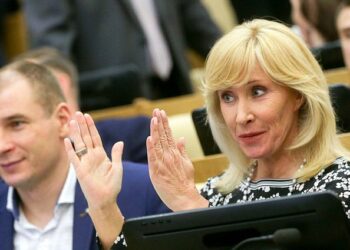 Российские родители правда хотят, чтобы их детей обучали мастурбации с рождения?