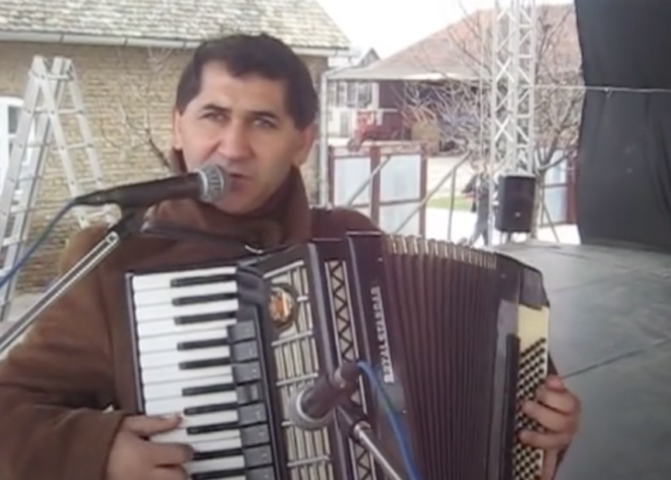 ВИ ДОВ НИД НОВ ВЕЏИКЕЈШН