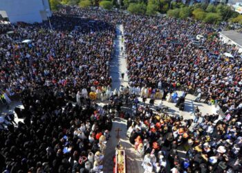 ДОБИЈА ЛИ ТРАМП ИЗБОРЕ ПО РЕЧИМА МИТРОПОЛИТА АМФИЛОХИЈА?