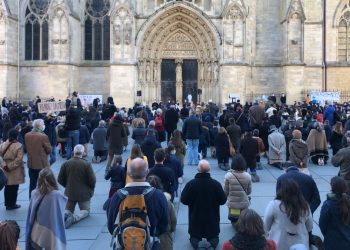 Cattedrale di Bordeaux - Image from Twitter @pensee_liberee