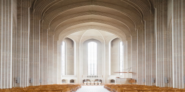 Europa quiere que la misa del gallo sea televisada… y nada de coros