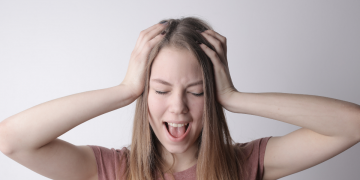 Трансгендерный активист: блокаторы пубертата следует давать всем детям