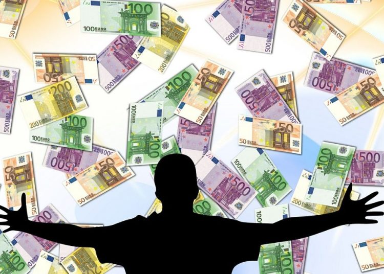 Euro che piovono dal cielo