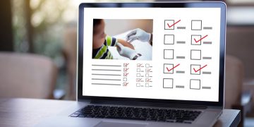 ИСТРАЖУЈЕМО: ДА ЛИ СТЕ ЗА ОБАВЕЗНУ ВАКЦИНАЦИЈУ?