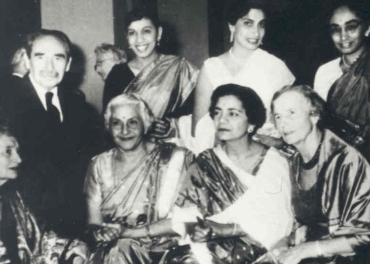 КАКО СЕ РУШИ СВЕТ НОРМАЛНИХ ЉУДИ (ДРУГИ НАСТАВАК)