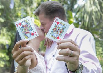 ФОРМИРАТИ КОНЗЕРВАТИВНИ САВЕЗ ЗА СЛОБОДУ