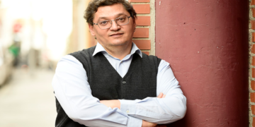 José Víctor Orón: “Hay muchos esfuerzos dedicados a las metodologías cuando la clave es el modelo educativo”