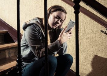 УТИСЦИ О „УТИСКУ НЕДЕЉЕ“ (ДРУГИ ДЕО)