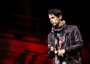 Homosexueller Provokateur Milo Yiannopoulos lebt nun enthaltsam, weiht Leben dem Hl. Josef