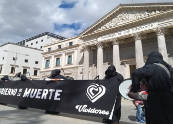 España aprueba la eutanasia