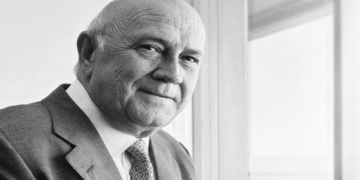 ¿Fue el expresidente de Sudáfrica Willem De Klerk el primer mandatario en aplicar la palabra genocidio al exterminio de los cristianos?