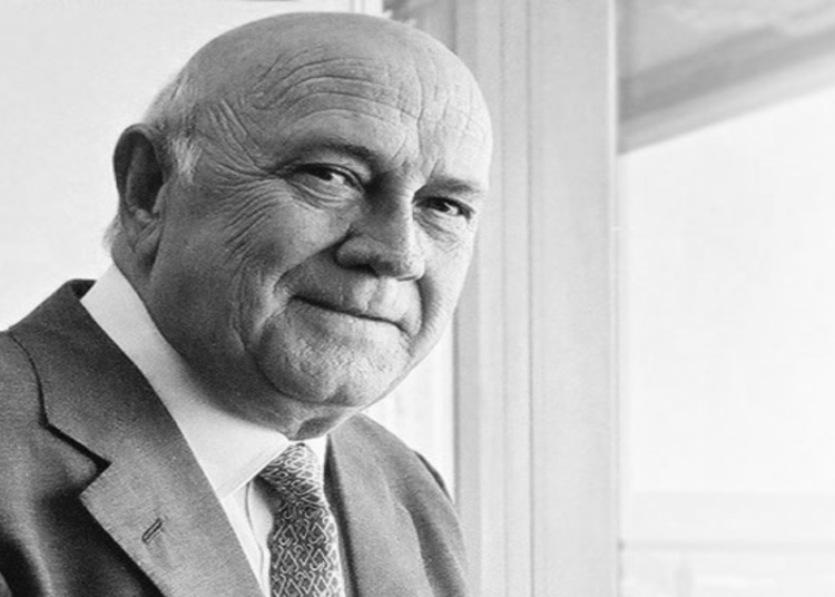 ¿Fue el expresidente de Sudáfrica Willem De Klerk el primer mandatario en aplicar la palabra genocidio al exterminio de los cristianos?