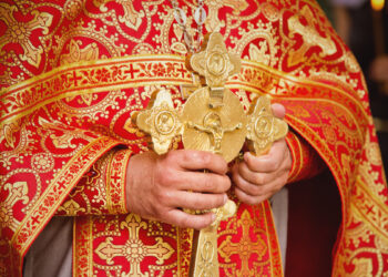 ПРЕНОСИМО: СТАВ ЦРКВЕ САМО У ХРАМУ