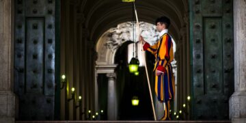 Schweizer Lesbenorganisation fordert Abzug der Schweizer Garde