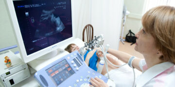 БРОЈ АБОРТУСА У РУСИЈИ ОПАО ЗА СКОРО 40% У ПРОТЕКЛИХ ПЕТ ГОДИНА