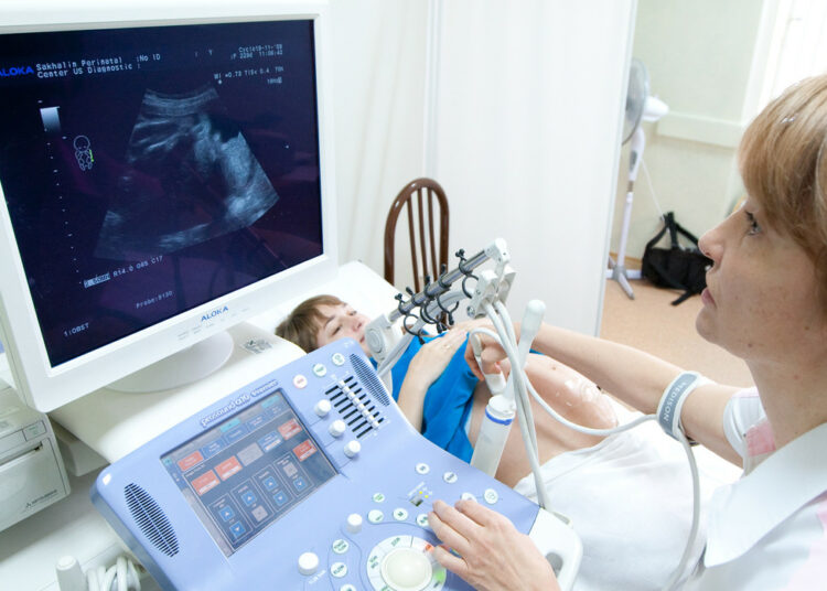 БРОЈ АБОРТУСА У РУСИЈИ ОПАО ЗА СКОРО 40% У ПРОТЕКЛИХ ПЕТ ГОДИНА