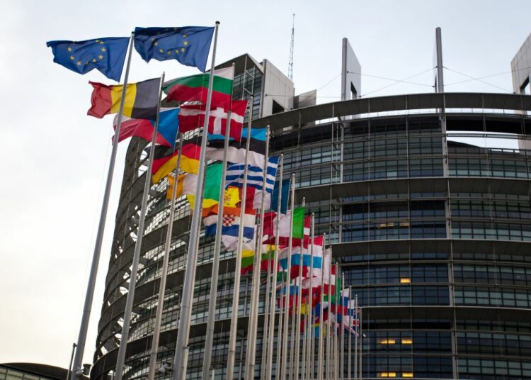 Europäisches Parlament: Angriff auf Leben und Christen