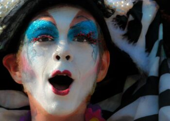 Gesetzliche Krankenkassen halten an Psychotherapiepflicht für Transsexuelle fest