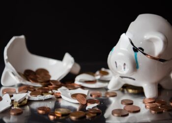 Assegno unico 2021, famiglia ancora umiliata