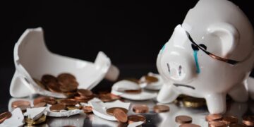 Assegno unico 2021, famiglia ancora umiliata