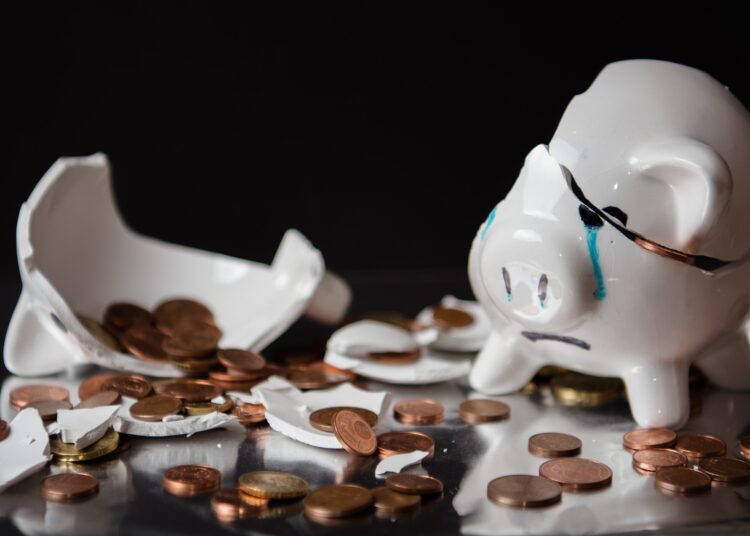 Assegno unico 2021, famiglia ancora umiliata