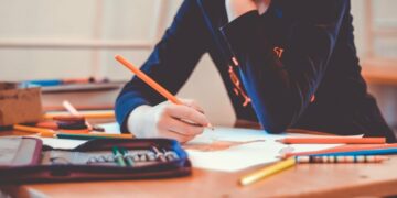 ДЕЦА У СРБИЈИ ЋЕ УЧИТИ ДА МОГУ ДА БИРАЈУ ПОЛ