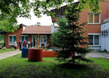 У УСТАНОВИ “МАРА” ПОКРЕНУТА УСЛУГА “ПРЕДАХ СМЕШТАЈ” – ЦЕЛОДНЕВНА БРИГА О ДЕЦИ