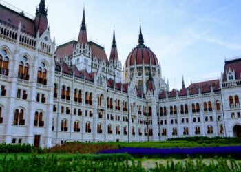 Confronting the impending demographic winter: groundbreaking pro-family conference in Budapest