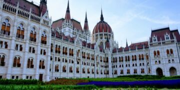 Face à l’hiver démographique imminent, une conférence pro-famille inédite à Budapest