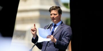 Botschafter Eduard Habsburg-Lothringen beim Marsch für das Leben in Rom: „Italien sollte das Land der Kinder sein!“