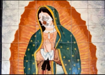 È violenza contro i simboli cattolici