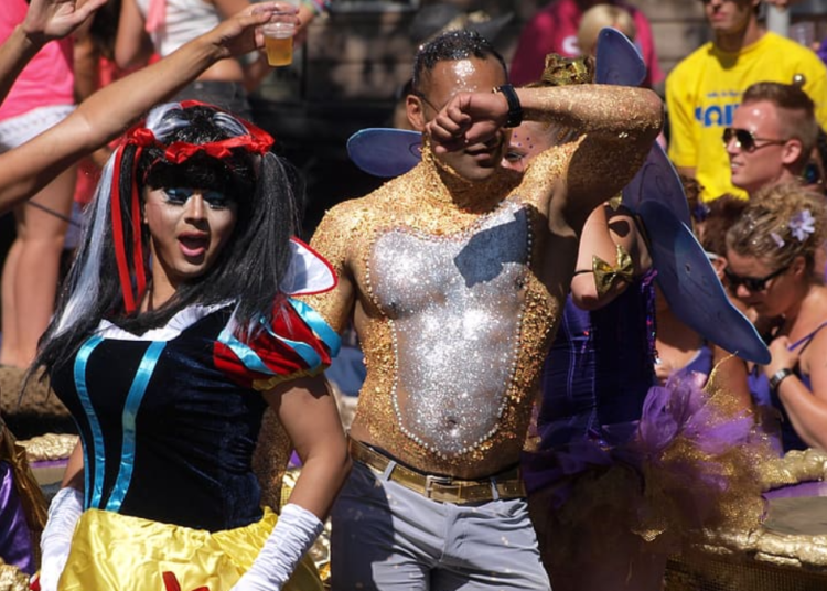 Changement de sexe chez les mineurs. La vérité qu’ils cachent